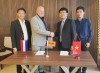 Trung tâm Xúc tiến Đầu tư, Thương mại và Du lịch tỉnh Quảng Trị và tổ chức PUM Netherlands Senior Experts (Hà Lan) tổ chức ký kết Khung hợp tác hỗ trợ các doanh nghiệp vừa và nhỏ tại tỉnh Quảng Trị