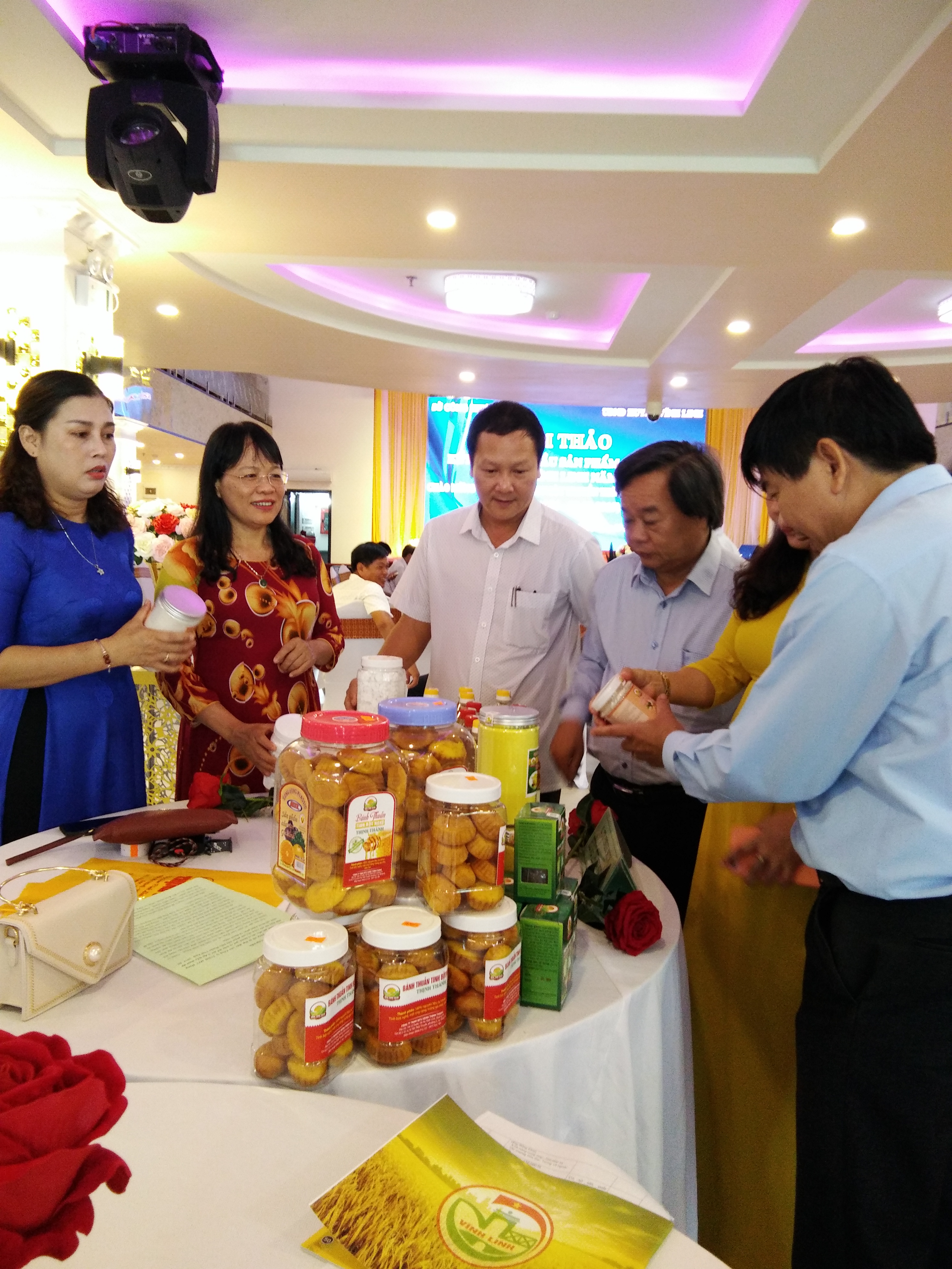 2hoi thao