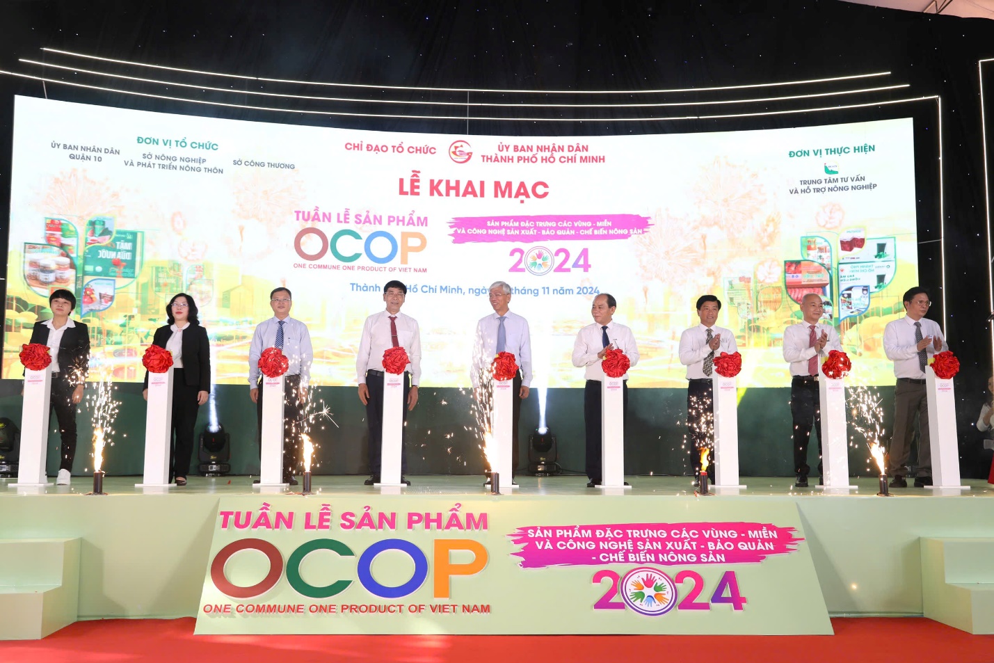 Khai mạc Tuần lễ sản phẩm OCOP, sản phẩm đặc trưng các vùng - miền năm 2024.