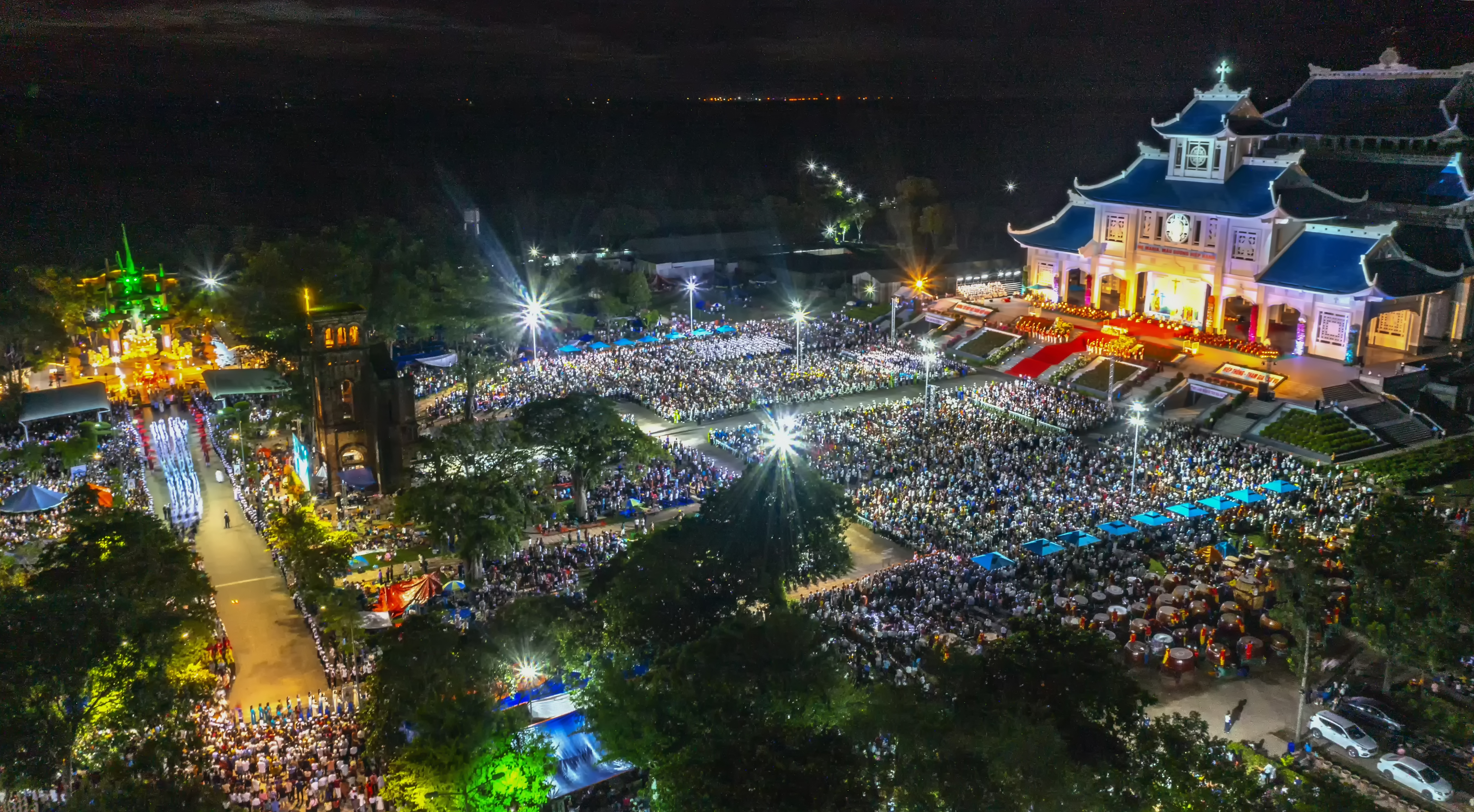 0062 E LỄ RƯỚC THÁNH MẪU